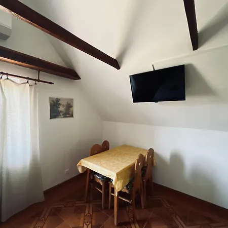 Case de vacanță Badacsony Hegyen Ket Haloszobas Haz